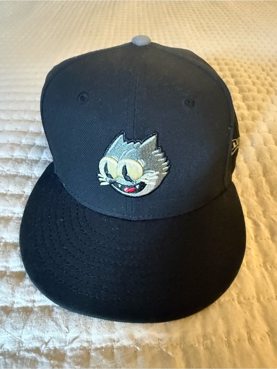 New Era Other - Westside Love New Era Black Snapback Cap with Cartoon Cat Patch